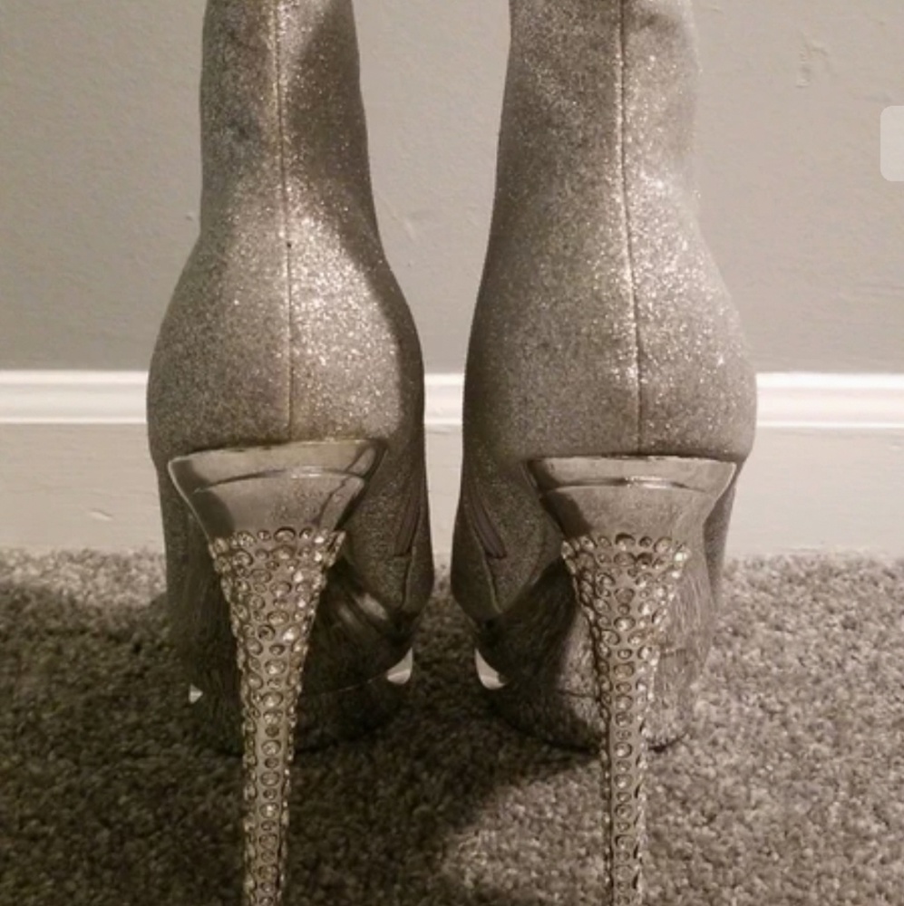 Booties - Picture 2 of 7